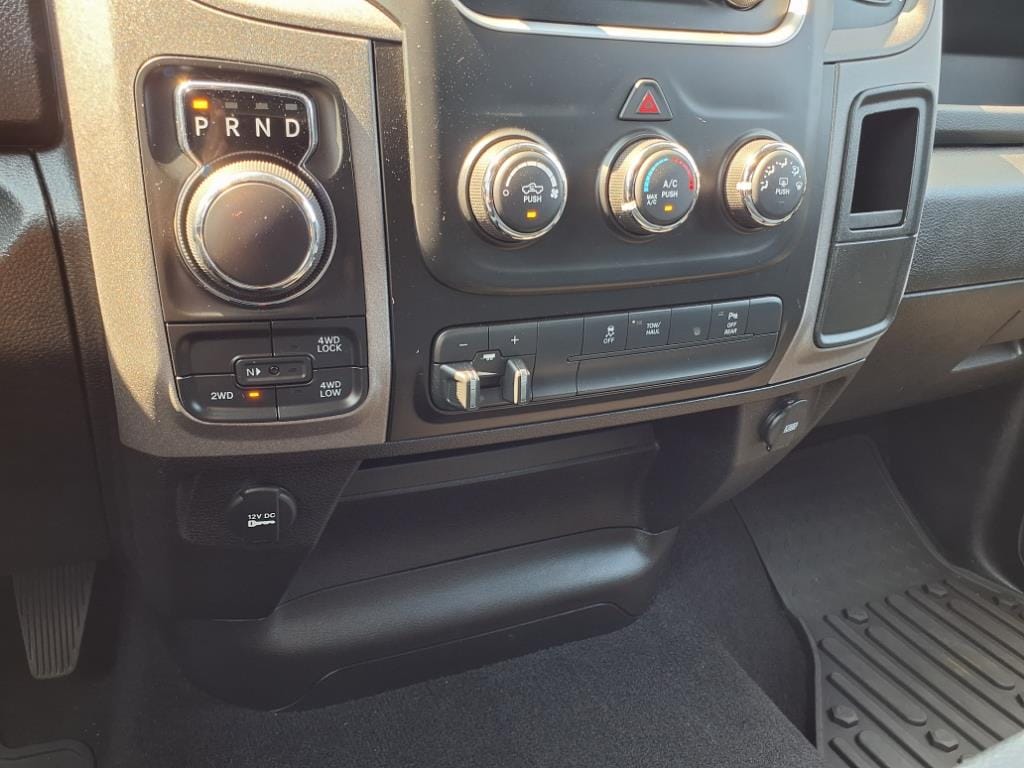 used 2022 Ram 1500 Classic car, priced at $28,999