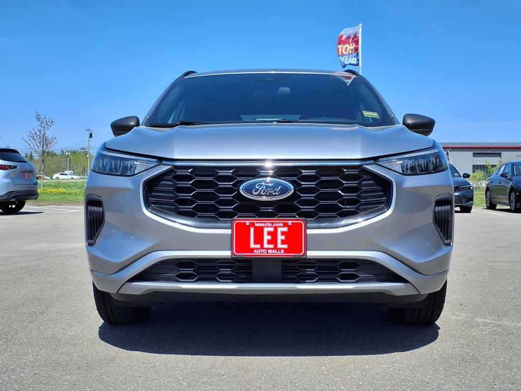 used 2023 Ford Escape car, priced at $25,999