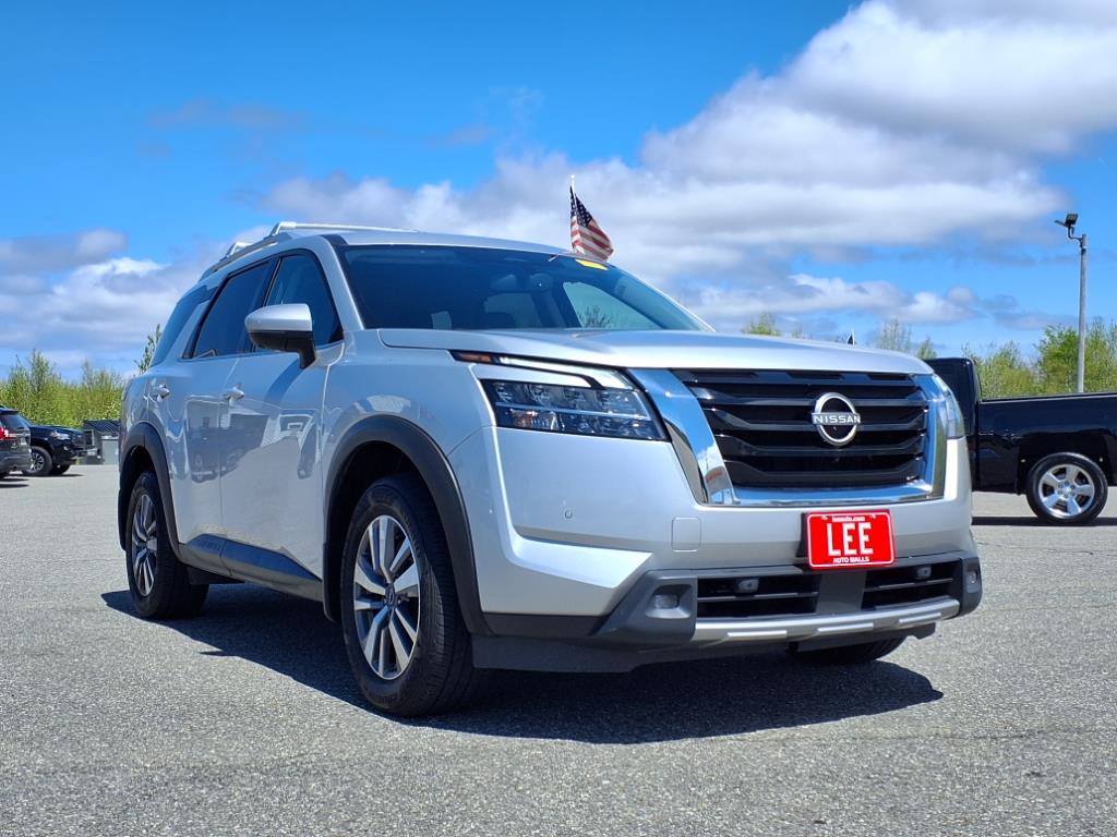 used 2022 Nissan Pathfinder car, priced at $29,777