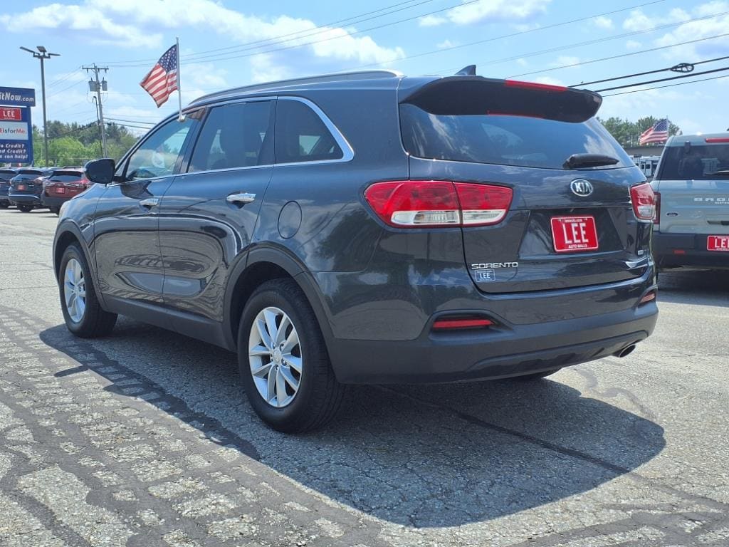 used 2018 Kia Sorento car, priced at $17,995