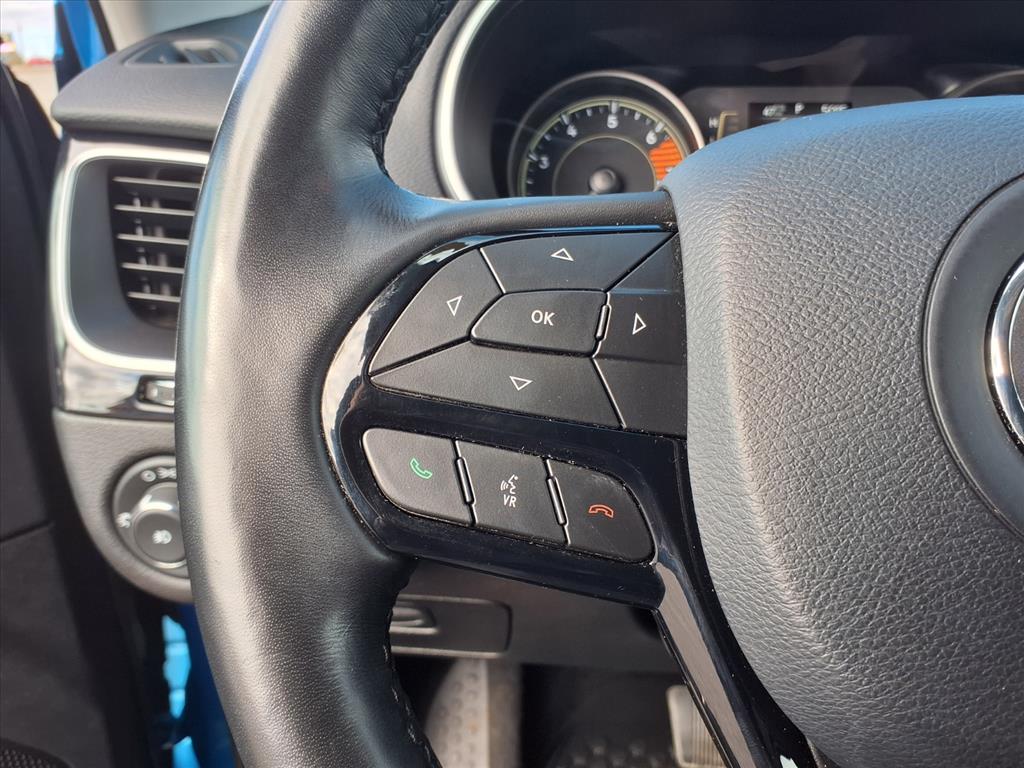used 2020 Jeep Cherokee car, priced at $23,995