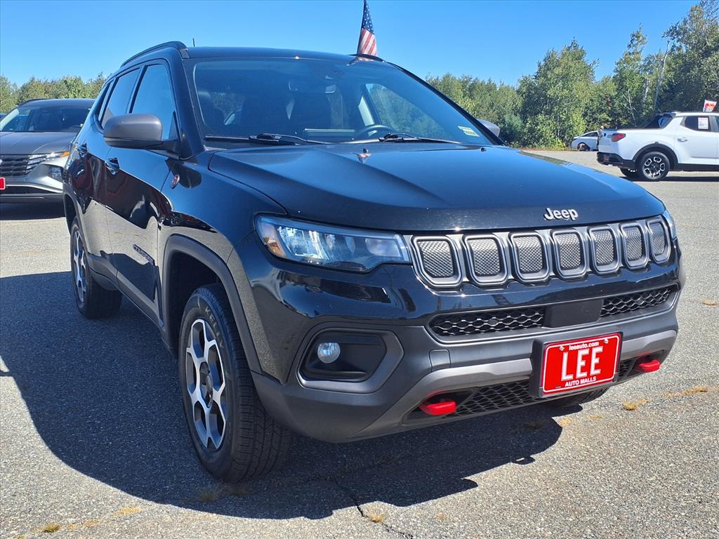 used 2022 Jeep Compass car, priced at $25,995