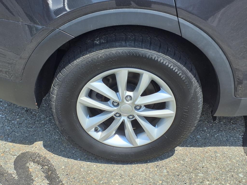 used 2018 Kia Sorento car, priced at $17,995