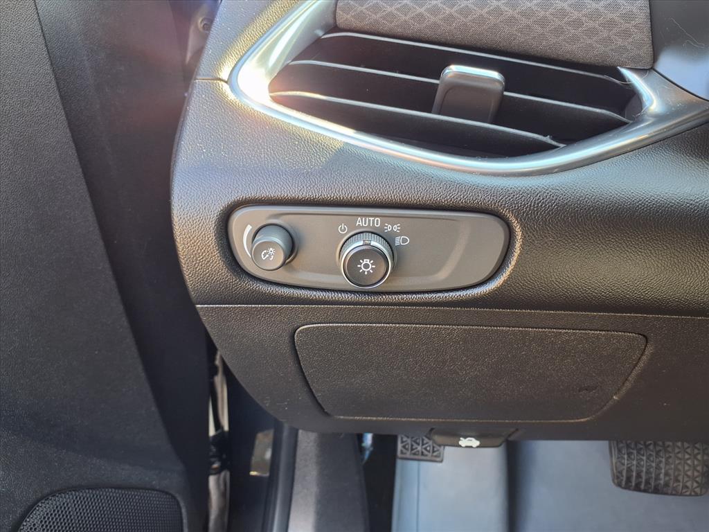 used 2018 Chevrolet Malibu car, priced at $16,995