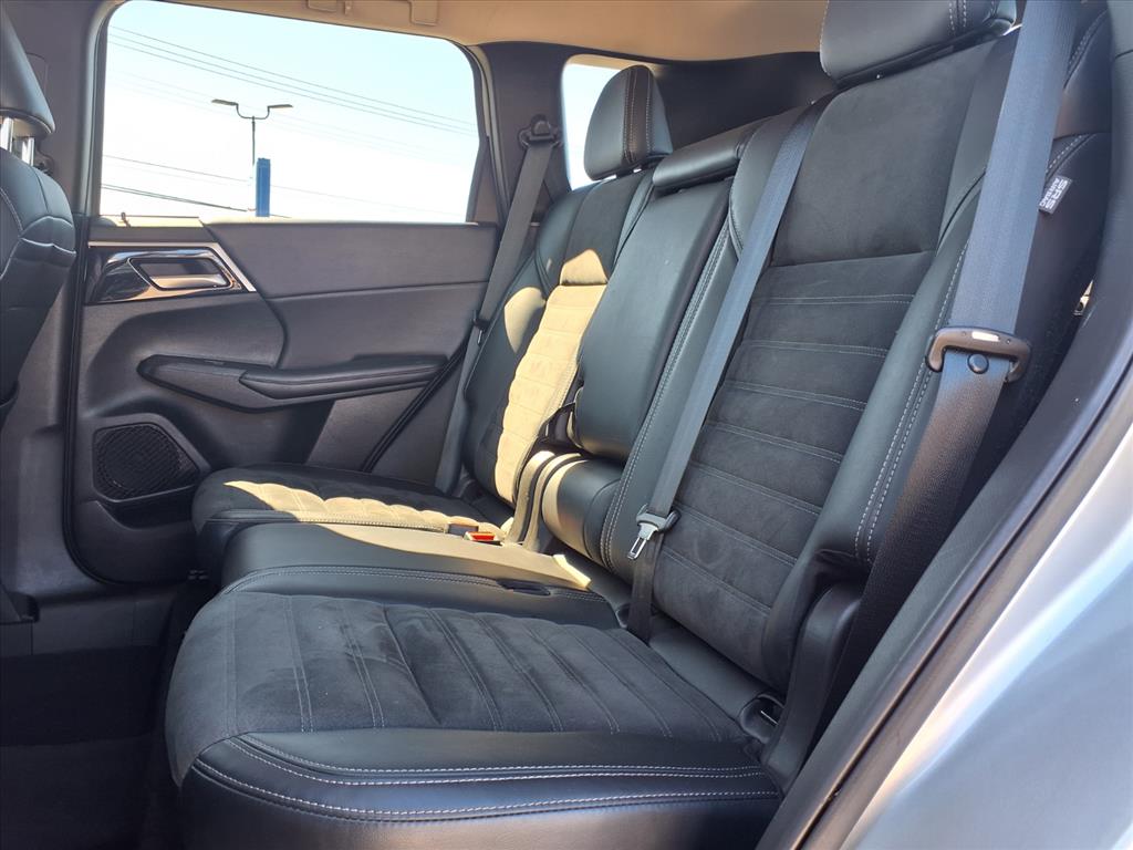 used 2024 Mitsubishi Outlander car, priced at $25,555