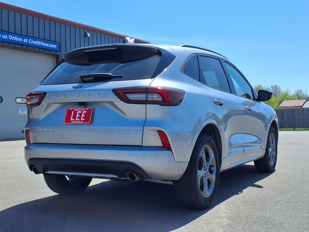 used 2023 Ford Escape car, priced at $25,999