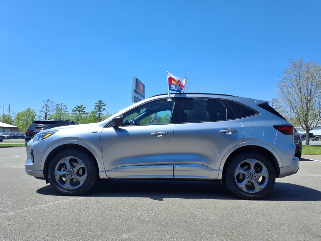 used 2023 Ford Escape car, priced at $25,999