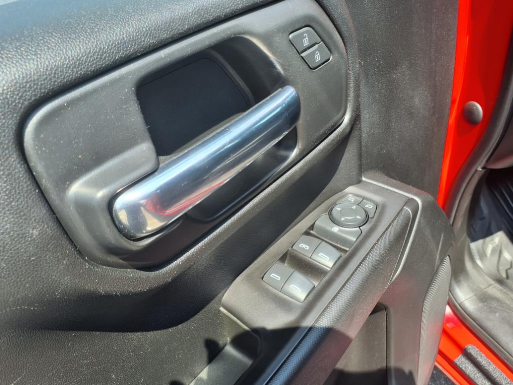 used 2020 GMC Sierra 1500 car, priced at $25,777