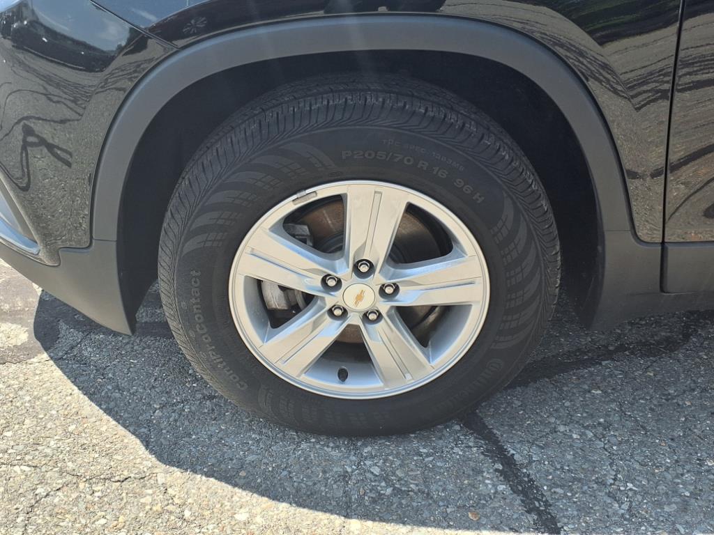 used 2022 Chevrolet Trax car, priced at $19,777