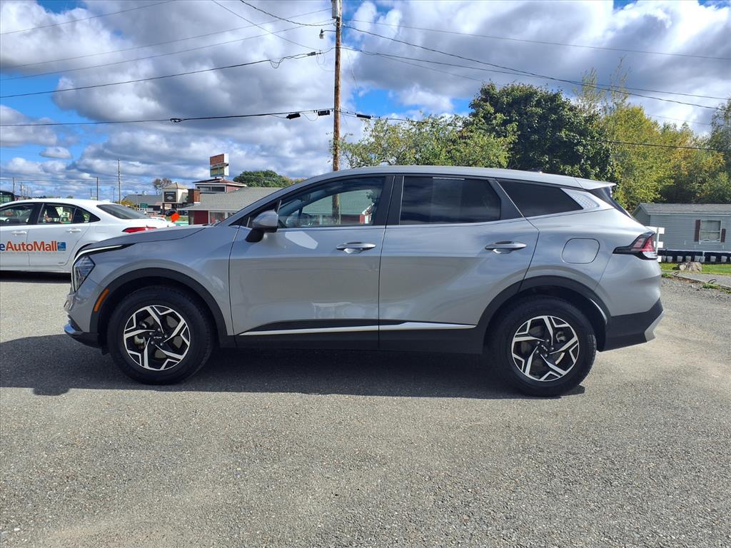 used 2024 Kia Sportage car, priced at $25,888