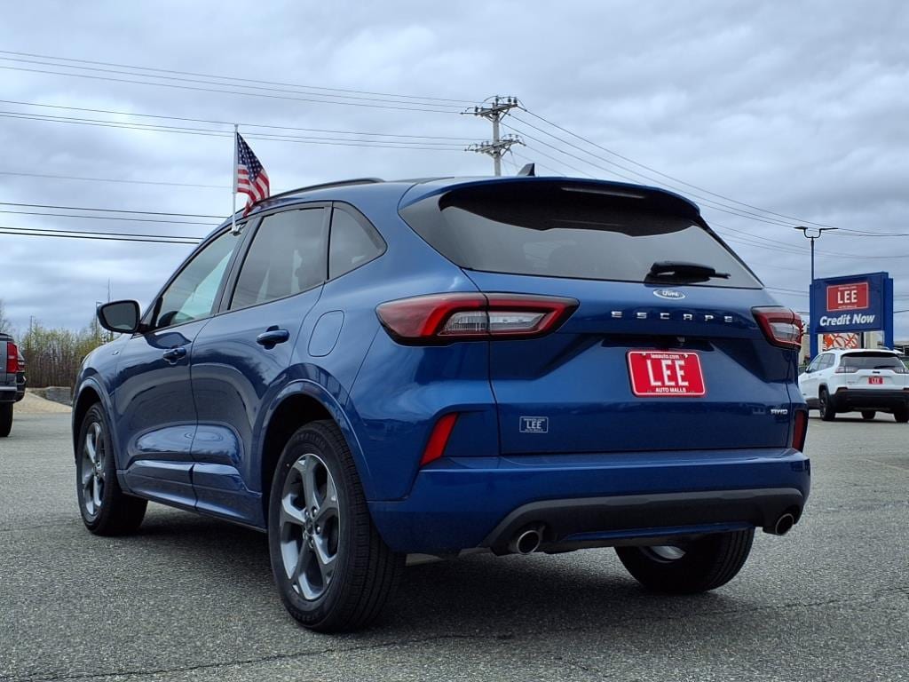 used 2023 Ford Escape car, priced at $26,555