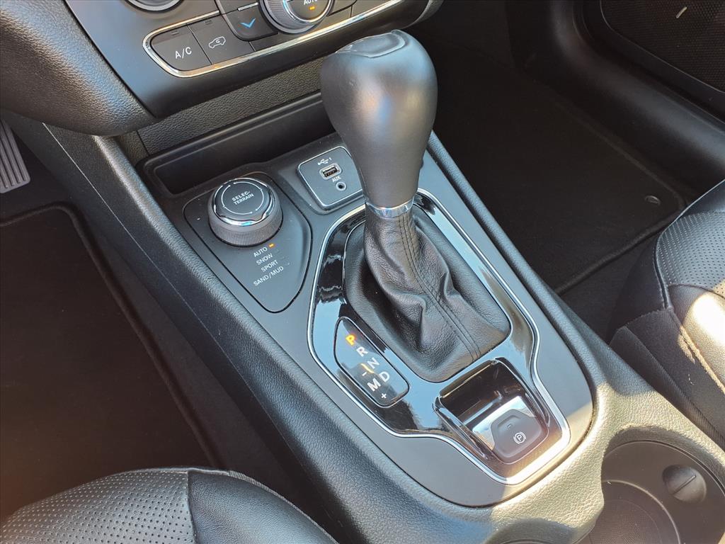 used 2023 Jeep Cherokee car, priced at $24,995
