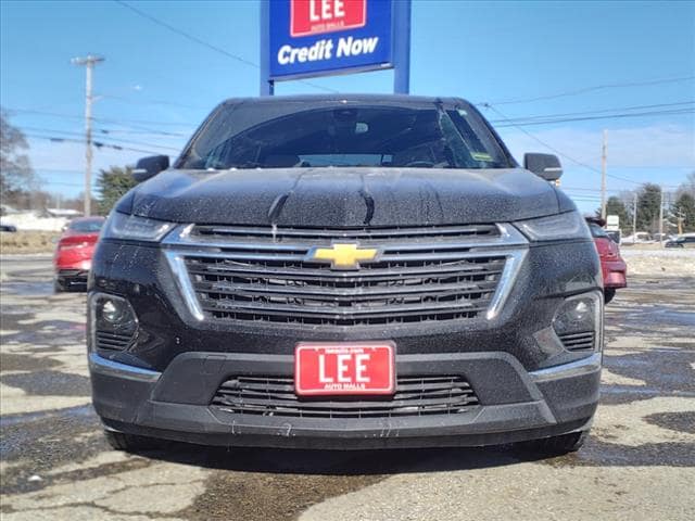 used 2023 Chevrolet Traverse car, priced at $34,995