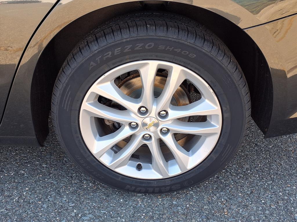 used 2018 Chevrolet Malibu car, priced at $16,995