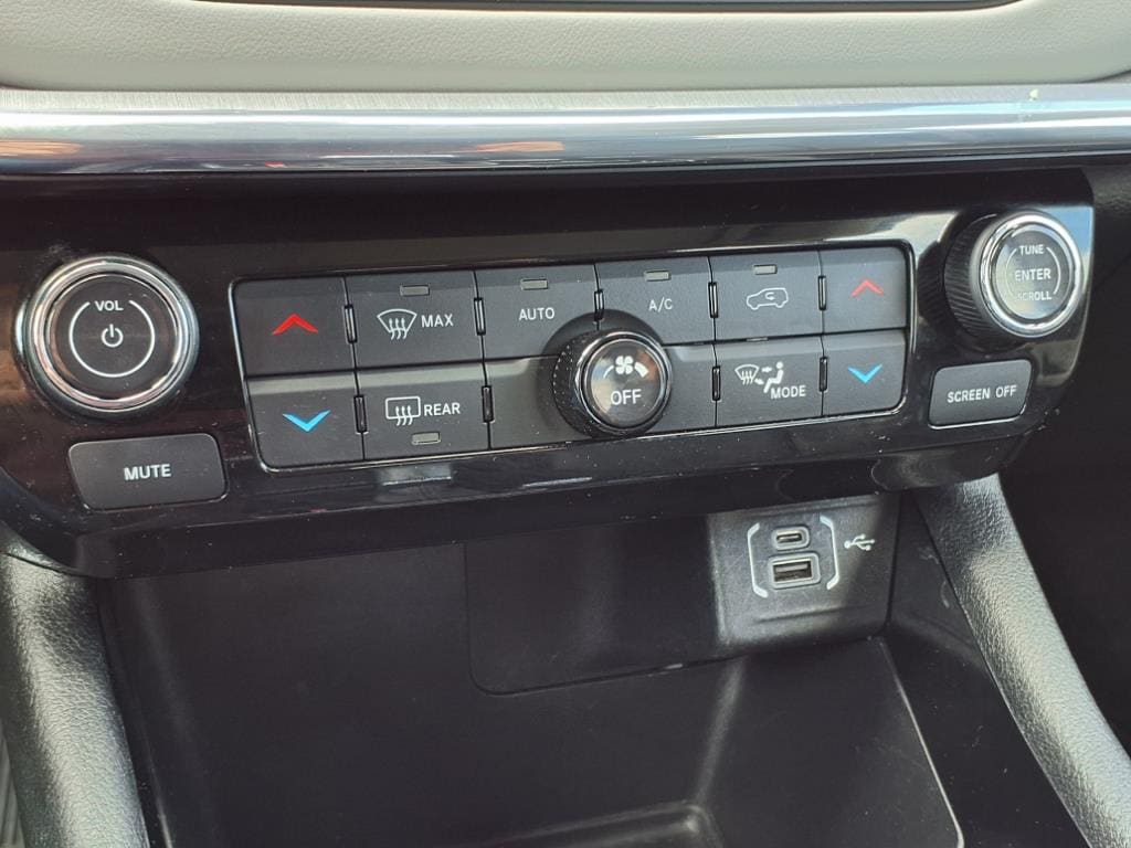 used 2022 Jeep Compass car, priced at $24,555