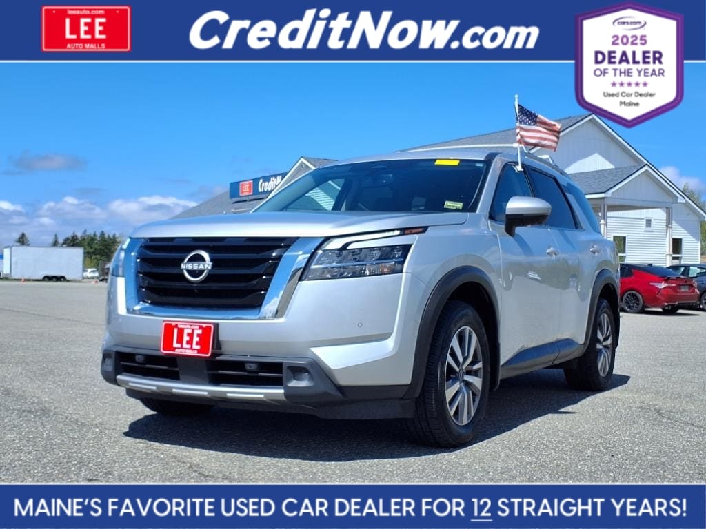 used 2022 Nissan Pathfinder car, priced at $29,995