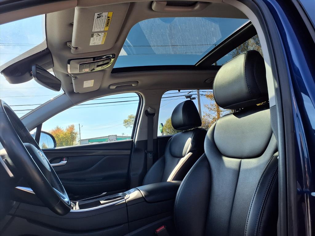 used 2023 Hyundai Santa Fe car, priced at $24,999