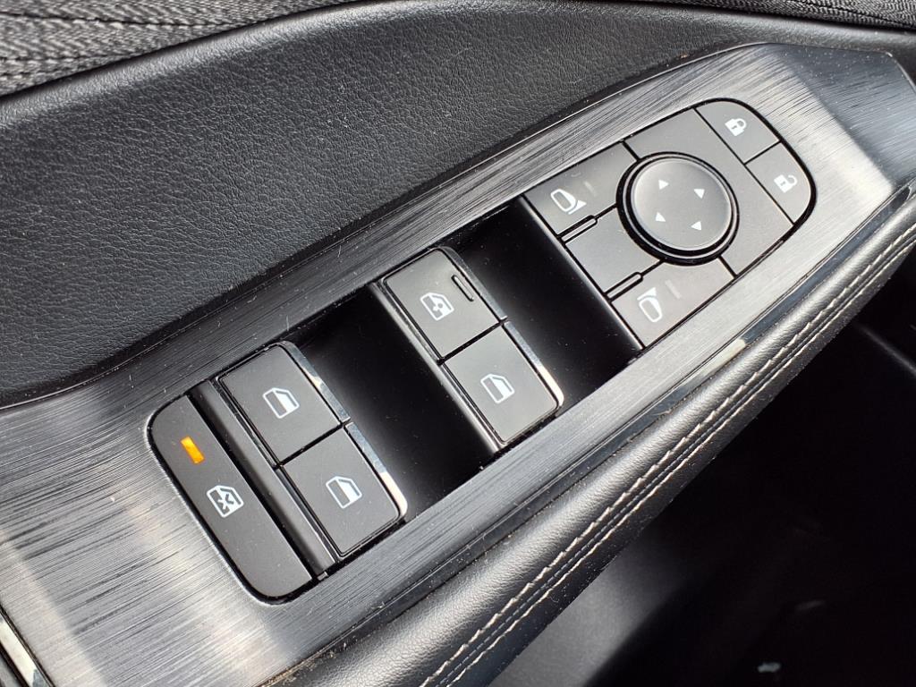 used 2021 Nissan Rogue car, priced at $24,995