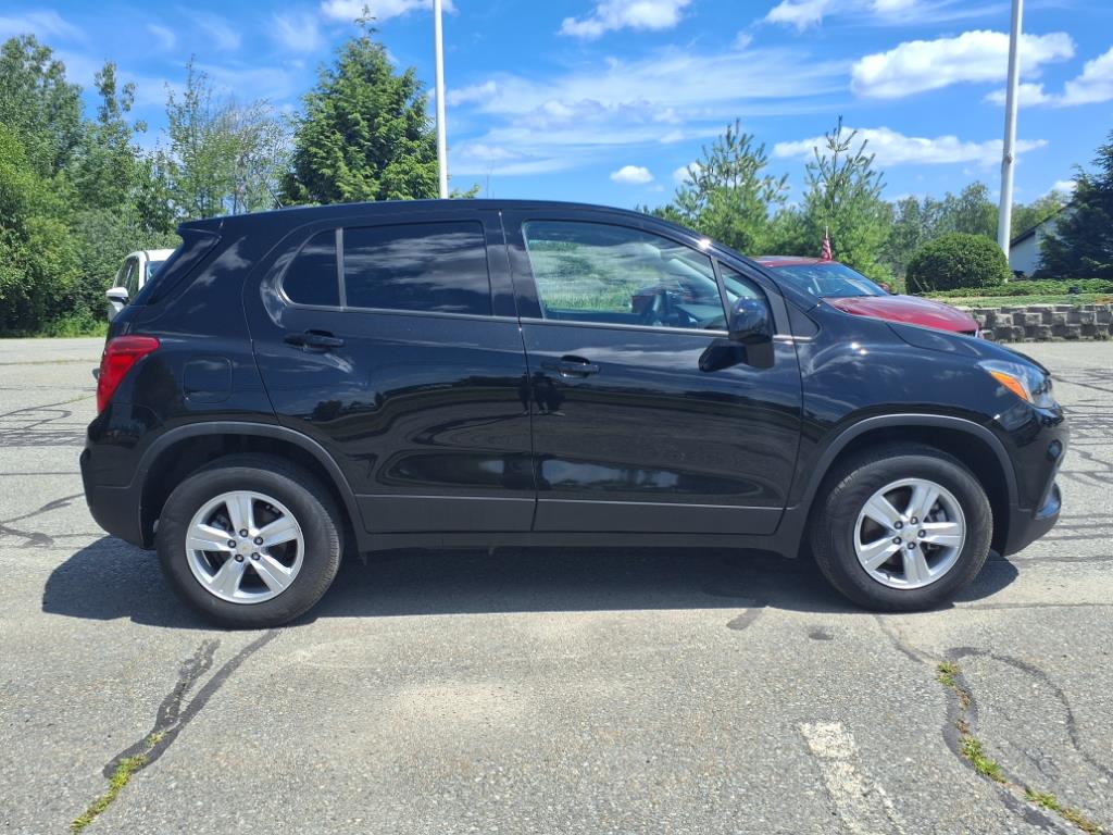used 2022 Chevrolet Trax car, priced at $19,777