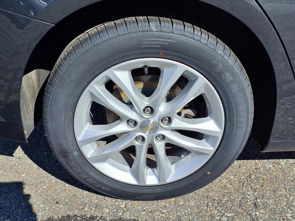 used 2018 Chevrolet Malibu car, priced at $16,995