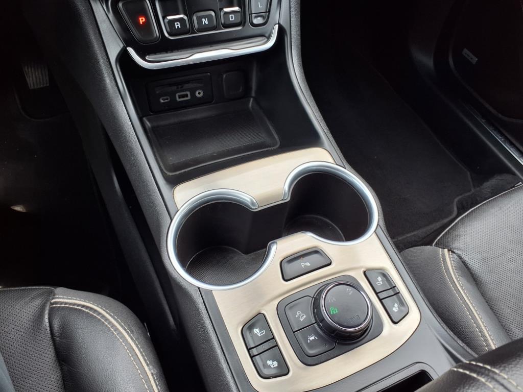 used 2020 GMC Terrain car, priced at $25,995