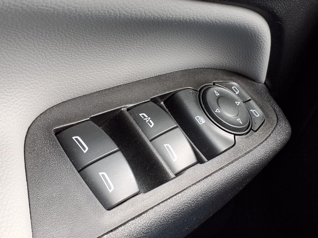 used 2021 Chevrolet Equinox car, priced at $20,995