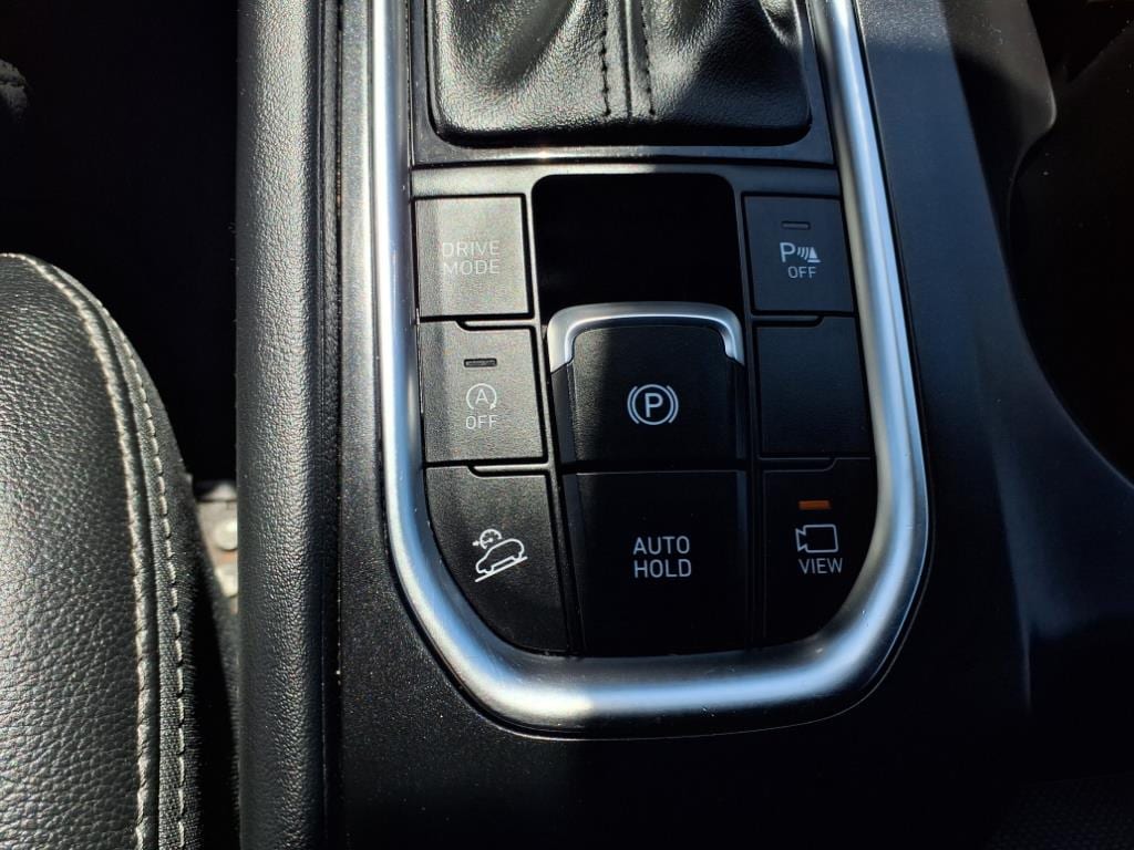 used 2020 Hyundai Santa Fe car, priced at $25,777