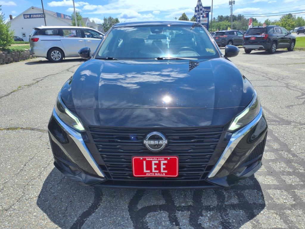 used 2023 Nissan Altima car, priced at $21,999