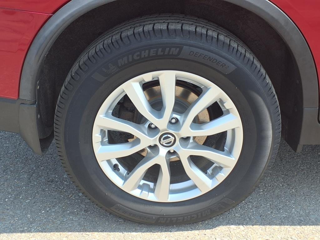 used 2017 Nissan Rogue car, priced at $17,995