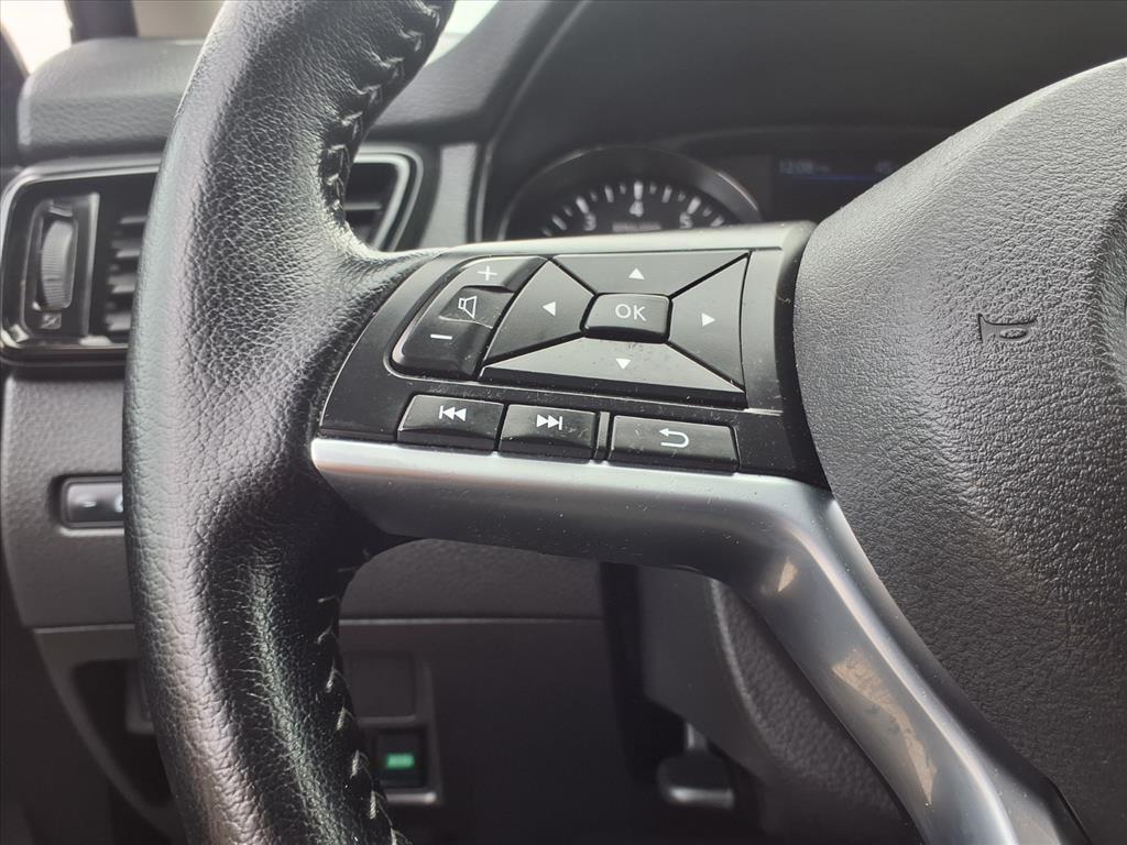 used 2022 Nissan Rogue Sport car, priced at $24,555