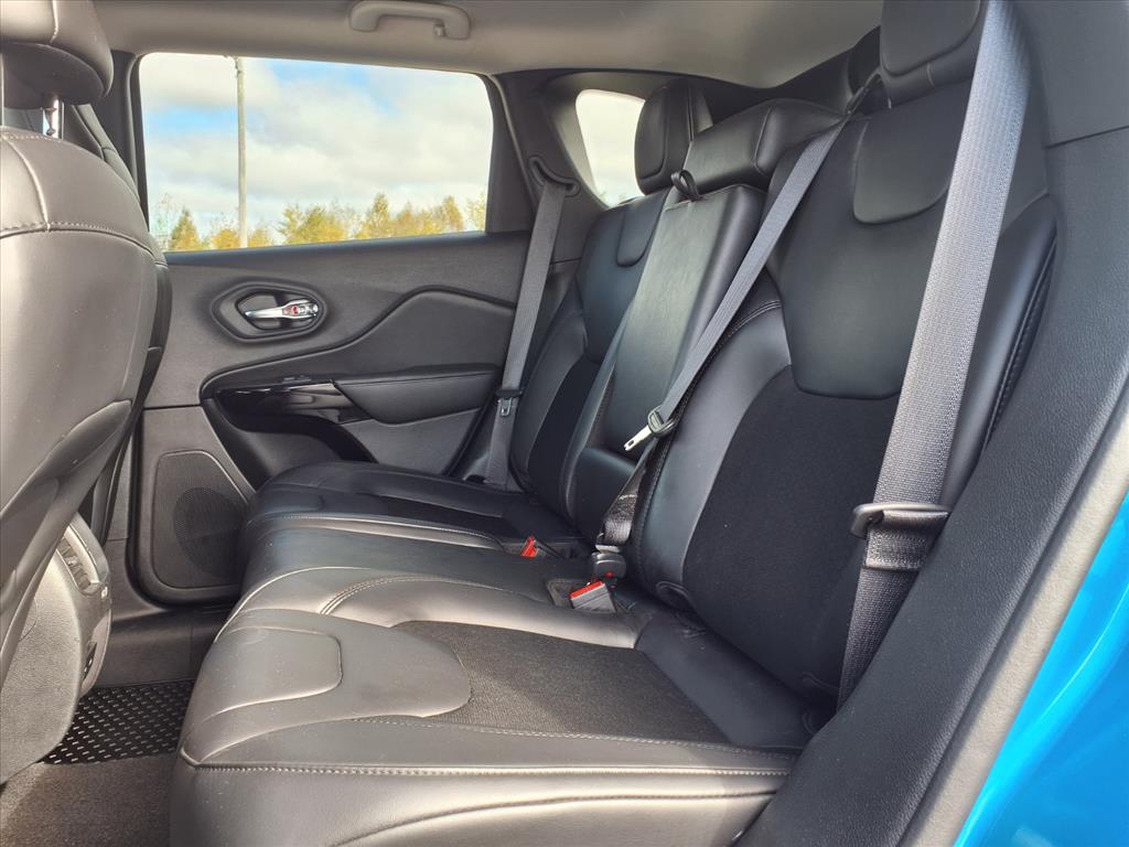 used 2020 Jeep Cherokee car, priced at $23,995