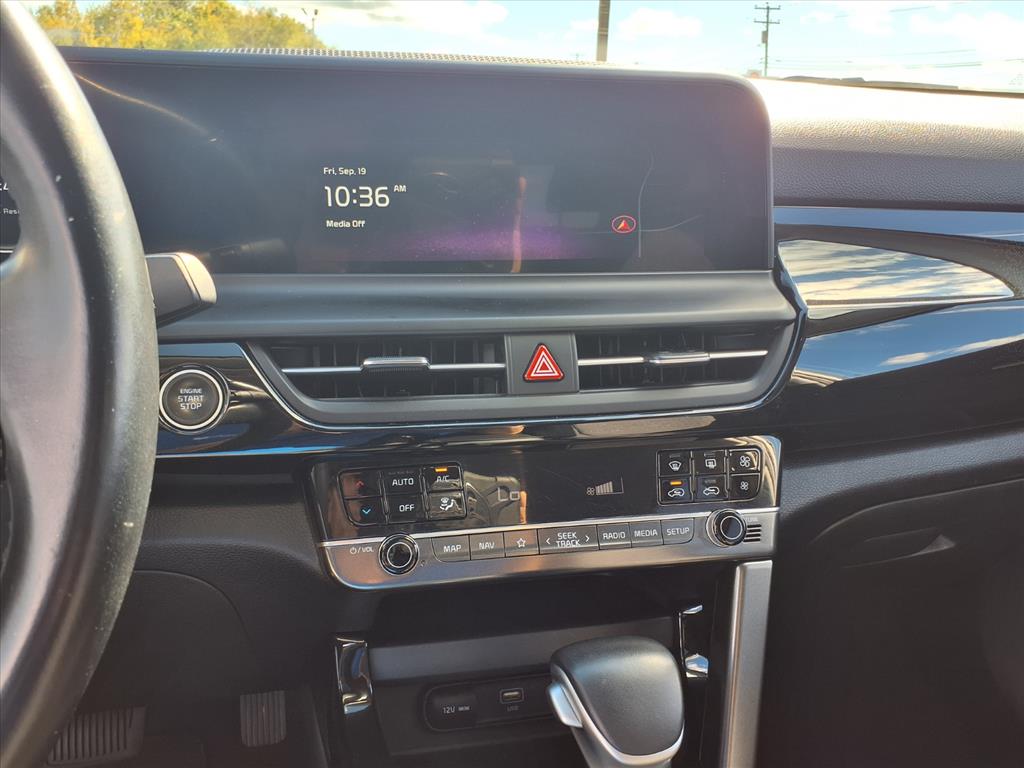 used 2024 Kia Seltos car, priced at $25,555