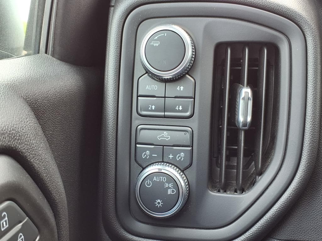 used 2021 GMC Sierra 1500 car, priced at $34,995