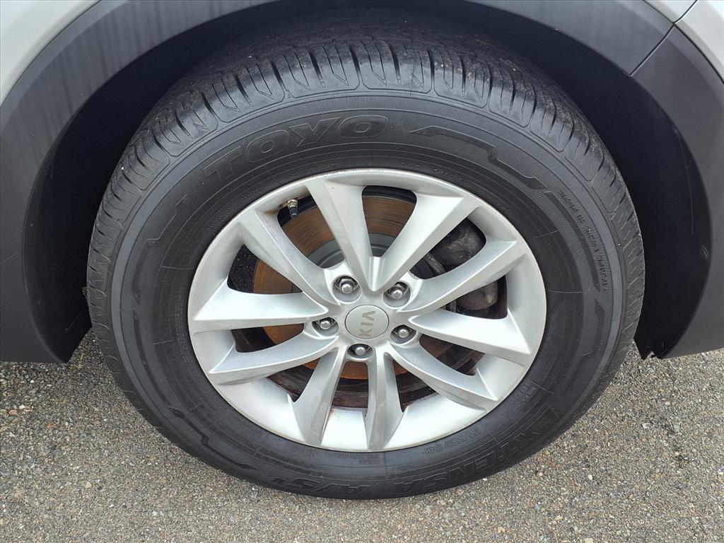 used 2017 Kia Sorento car, priced at $17,995