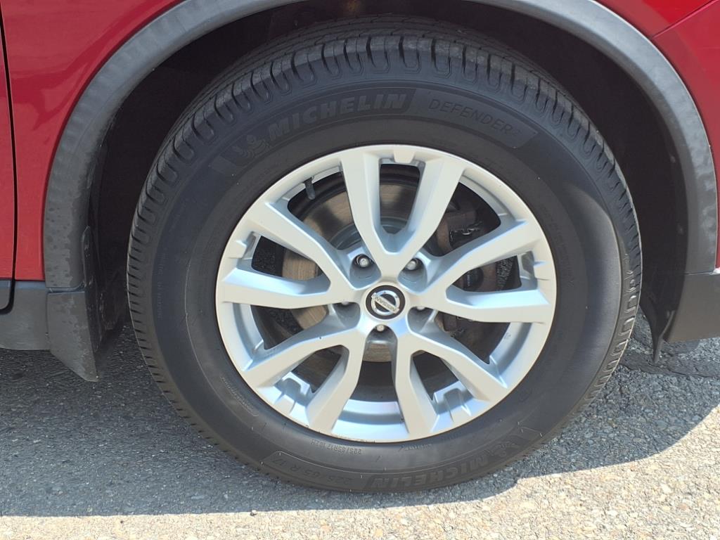 used 2017 Nissan Rogue car, priced at $17,995