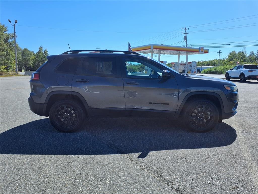 used 2023 Jeep Cherokee car, priced at $25,995