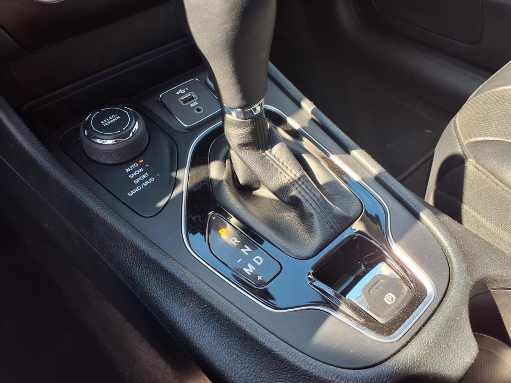 used 2023 Jeep Cherokee car, priced at $25,995