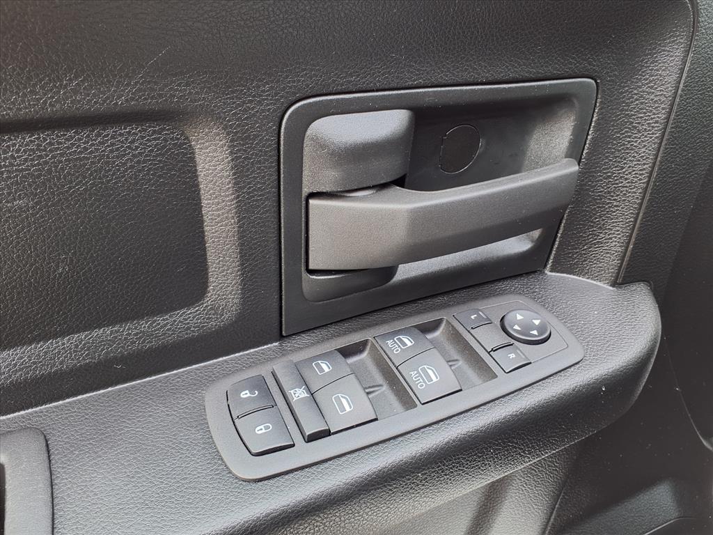 used 2022 Ram 1500 Classic car, priced at $24,995