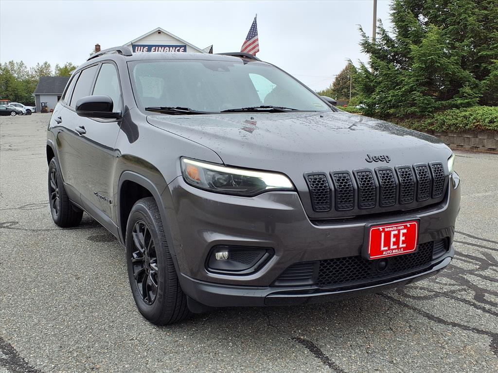 used 2023 Jeep Cherokee car, priced at $25,995