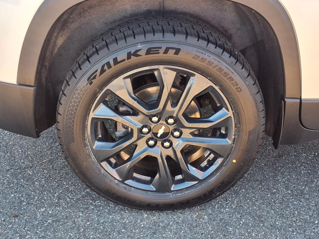 used 2021 Chevrolet Traverse car, priced at $31,777
