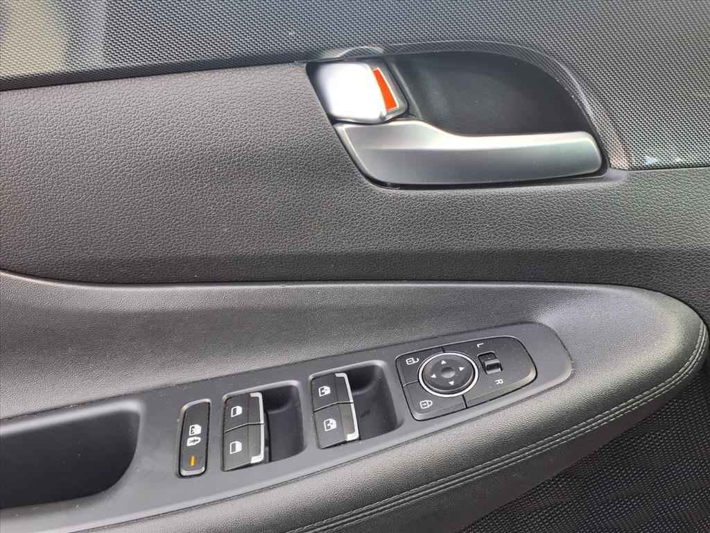 used 2023 Hyundai Santa Fe car, priced at $24,888