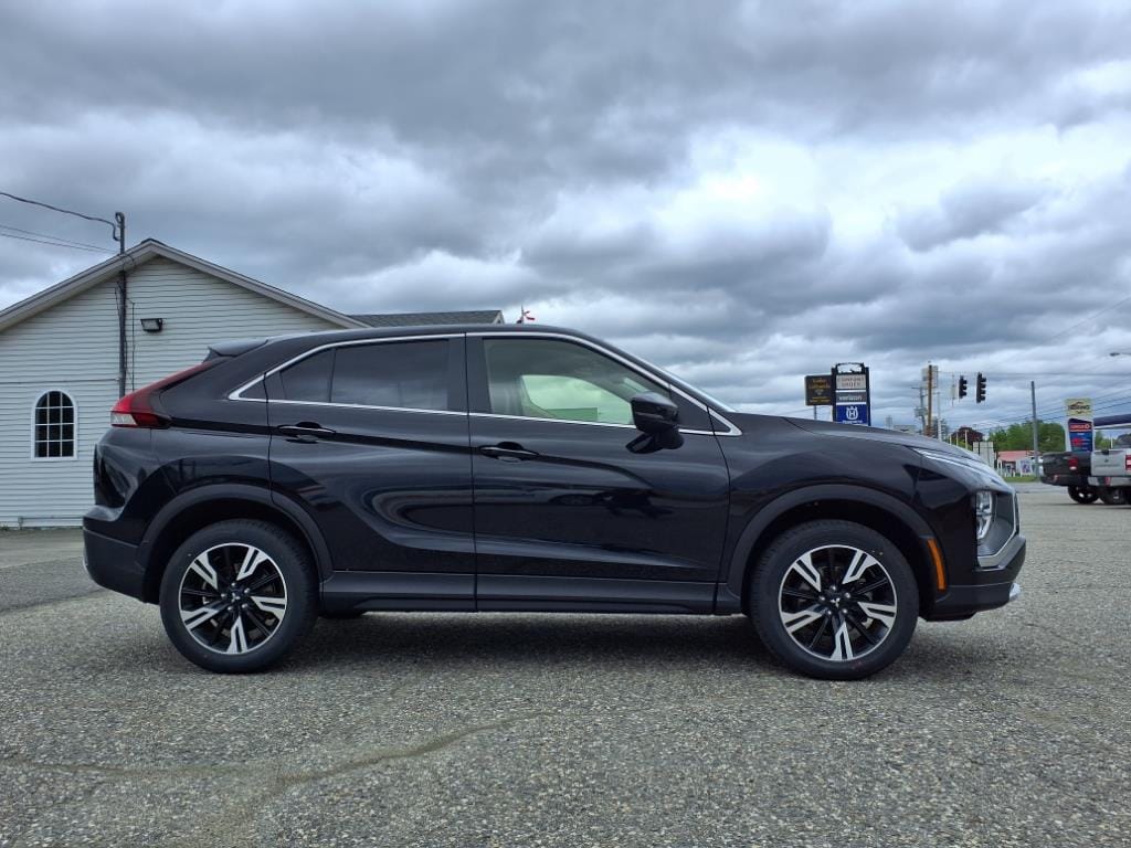 used 2024 Mitsubishi Eclipse Cross car, priced at $25,333