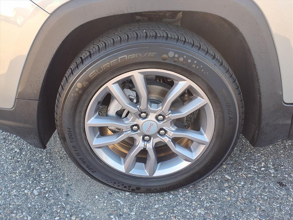 used 2024 GMC Terrain car, priced at $26,777