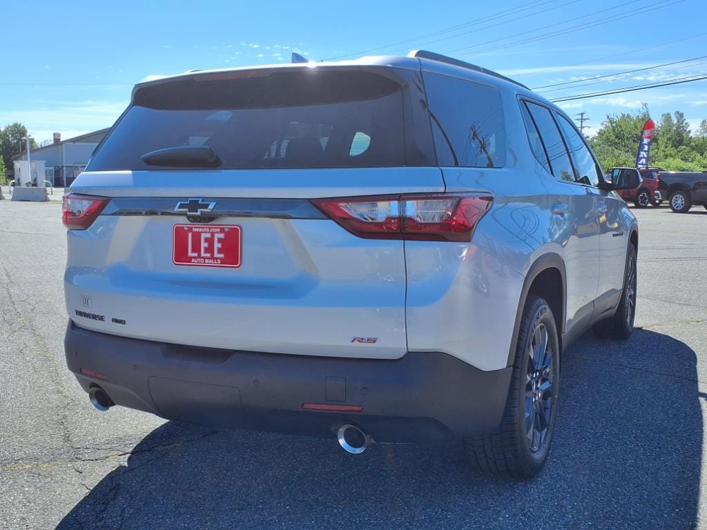 used 2021 Chevrolet Traverse car, priced at $31,777