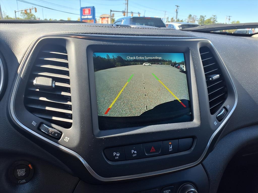 used 2023 Jeep Cherokee car, priced at $25,995