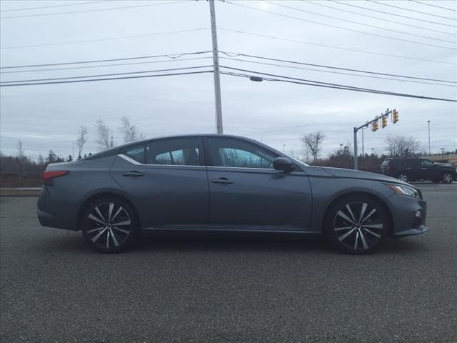 used 2021 Nissan Altima car, priced at $19,999