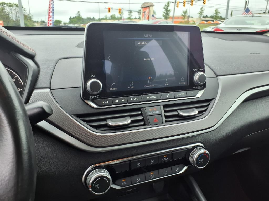 used 2024 Nissan Altima car, priced at $25,995