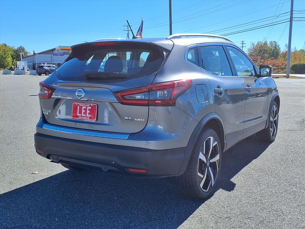 used 2022 Nissan Rogue Sport car, priced at $24,999