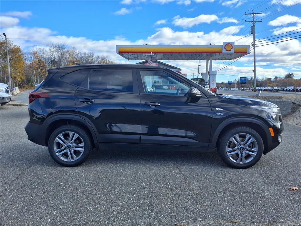 used 2023 Kia Seltos car, priced at $20,995