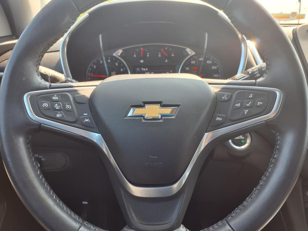 used 2022 Chevrolet Equinox car, priced at $23,888